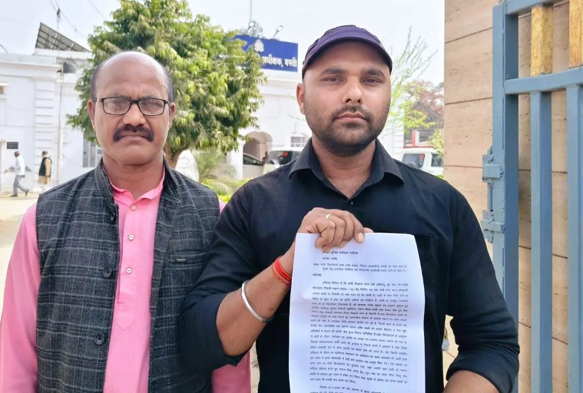 बस्ती: किरायेदार कर रहे मकान पर कब्जे की कोशिश, पीड़ित ने एसपी से मांगी सुरक्षा।